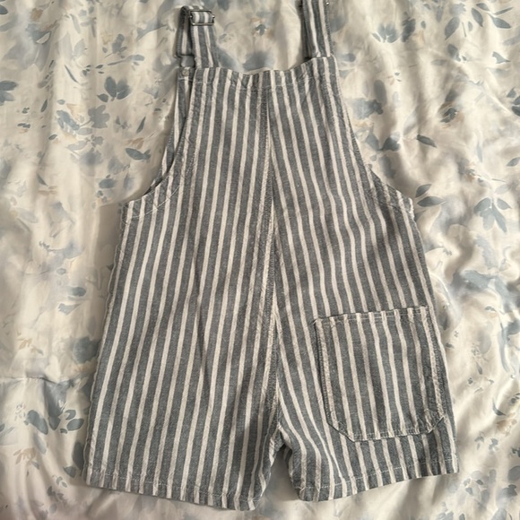Zara Overalls - Picture 2 of 3